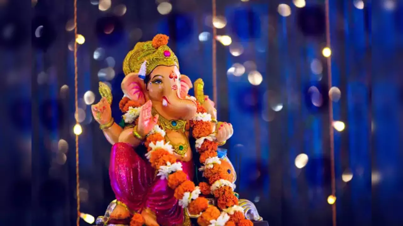 Ganesh Chaturthi: Comparing Traditional and Modern Celebrations